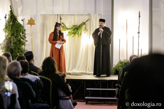 (Foto) „Betleemul a deschis Edenul”: Peste 1000 de ieșeni au trăit bucuria Nașterii Domnului la Concertul de colinde al Mitropoliei Moldovei și Bucovinei