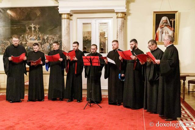 Corul cântăreților bisericești „Roman Melodul” din Protopopiatul Săveni – Colindători la Reședința Mitropolitană 2024 (Foto) Corul cântăreților bisericești „Roman Melodul” din Protopopiatul Săveni – Colindători la Reședința Mitropolitană 2024