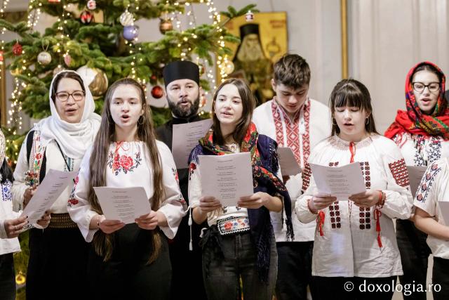 Școala „Anastasie Barbu” din satul Tabăra, comuna Bivolari – Colindători la Reședința Mitropolitană 2024 (Foto) Școala „Anastasie Barbu” din satul Tabăra, comuna Bivolari – Colindători la Reședința Mitropolitană 2024