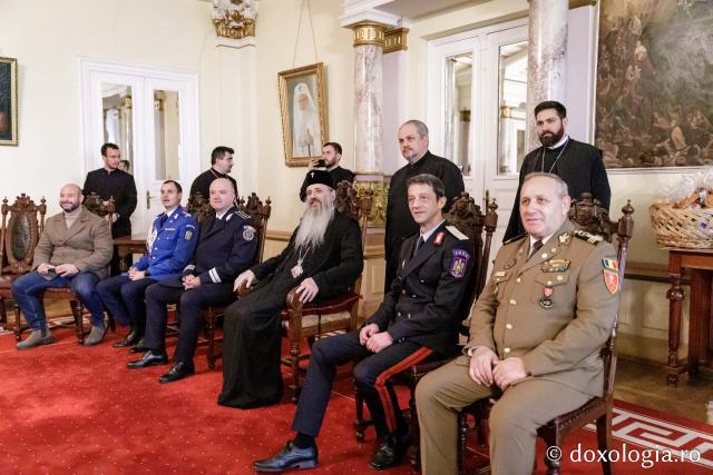  Inspectoratul Judeţean de Jandarmi, Iaşi  – Colindători la Reședința Mitropolitană 2024
