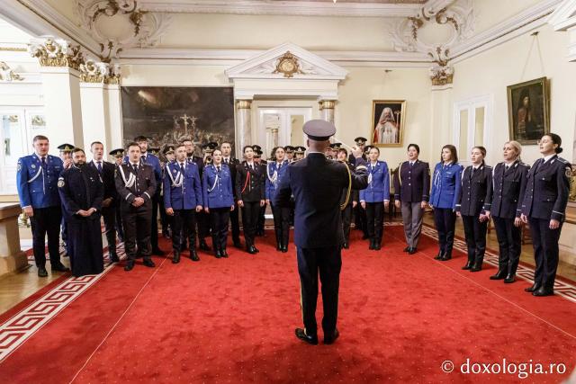  Inspectoratul Judeţean de Jandarmi, Iaşi  – Colindători la Reședința Mitropolitană 2024
