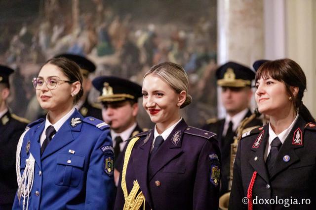  Inspectoratul Judeţean de Jandarmi, Iaşi  – Colindători la Reședința Mitropolitană 2024