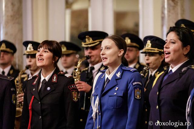  Inspectoratul Judeţean de Jandarmi, Iaşi  – Colindători la Reședința Mitropolitană 2024