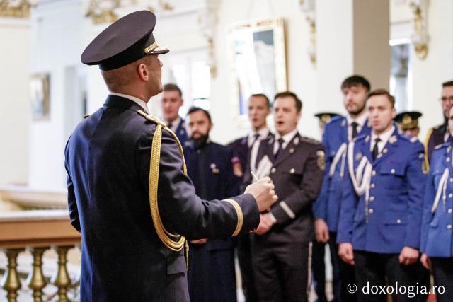  Inspectoratul Judeţean de Jandarmi, Iaşi  – Colindători la Reședința Mitropolitană 2024