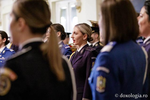  Inspectoratul Judeţean de Jandarmi, Iaşi  – Colindători la Reședința Mitropolitană 2024