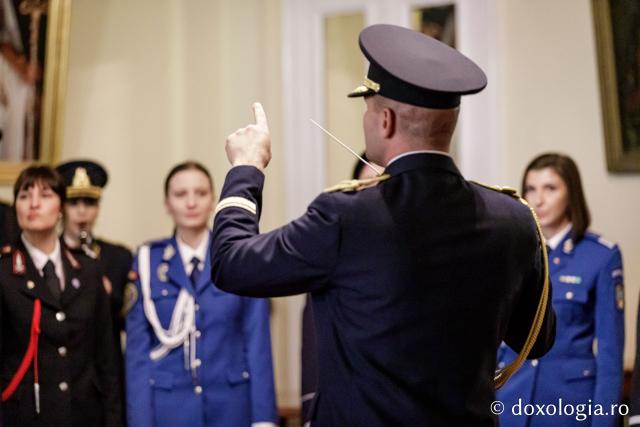  Inspectoratul Judeţean de Jandarmi, Iaşi  – Colindători la Reședința Mitropolitană 2024