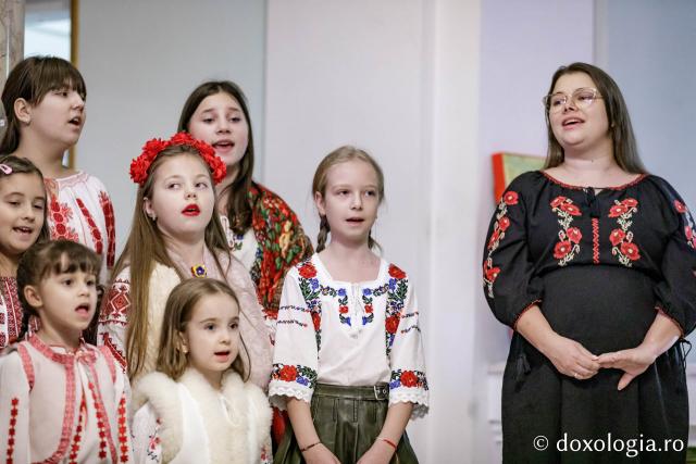 (Foto) Școala de muzică Soprano Music Academy – Colindători la Reședința Mitropolitană 2024