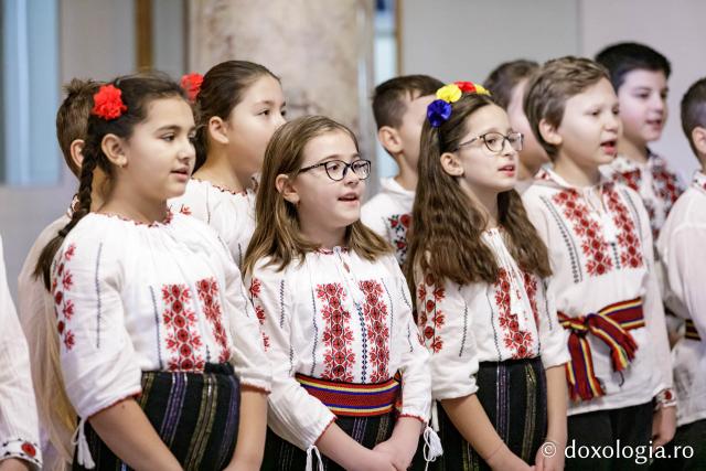 Școala Gimnazială ,,Titu Maiorescu” din Iași, Clasa a III-a D – Colindători la Reședința Mitropolitană 2024 (Foto) Școala Gimnazială ,,Titu Maiorescu” din Iași, Clasa a III-a D – Colindători la Reședința Mitropolitană 2024