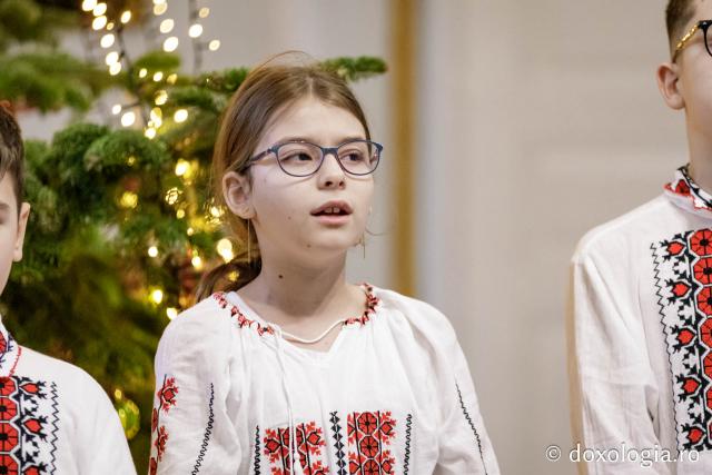 Școala Gimnazială ,,Titu Maiorescu” din Iași, Clasa a III-a D – Colindători la Reședința Mitropolitană 2024 (Foto) Școala Gimnazială ,,Titu Maiorescu” din Iași, Clasa a III-a D – Colindători la Reședința Mitropolitană 2024
