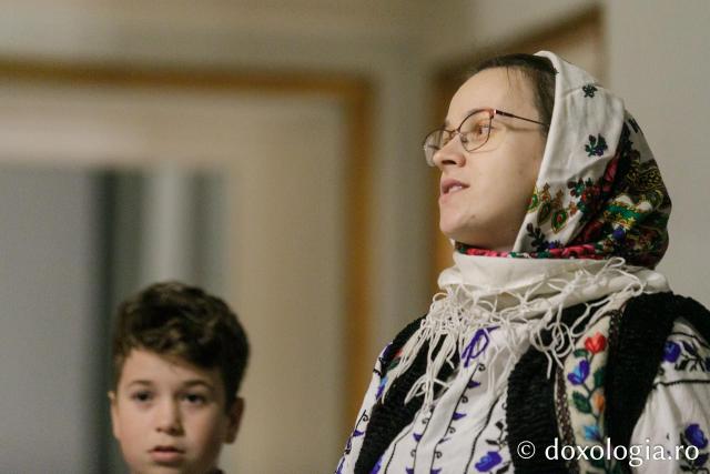  Parohia „Sfinții Arhangheli” Fântânele
