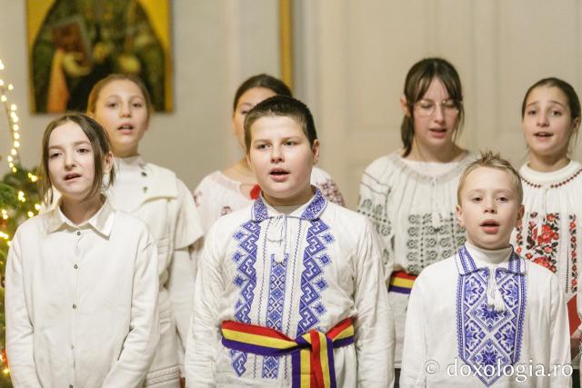  Parohia „Sfinții Arhangheli” Fântânele
