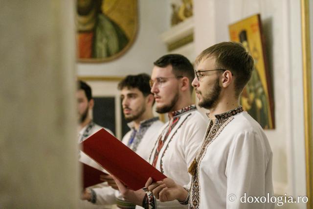 Corul „Chivotul”