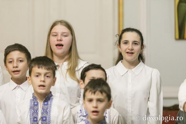 Corul de copii al parohiei „Sfântul Haralambie” din Iași