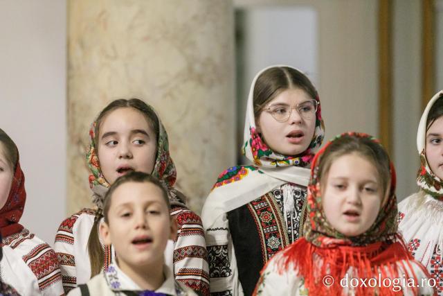 Școala Ruginoasa și Școala Cucuteni