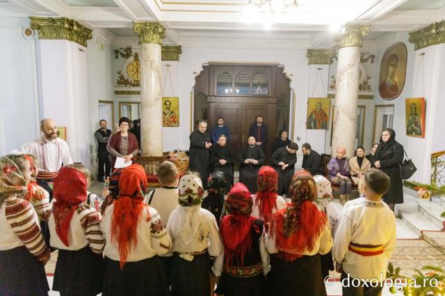 Școala Ruginoasa și Școala Cucuteni
