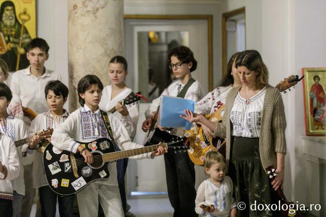Parohia Lețcani III