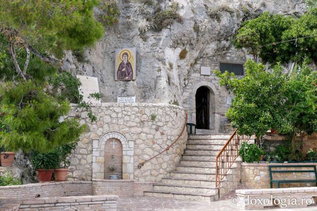 Mănăstirea „Sfântul Patapie” din Loutraki