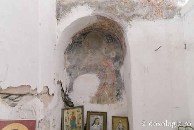 Biserica „Adormirea Maicii Domnului” – Paleochora, Eghina