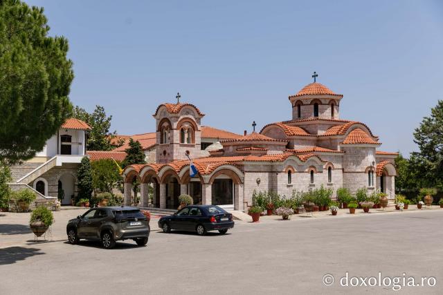 Biserica mare a Mănăstirii Kato Xenia
