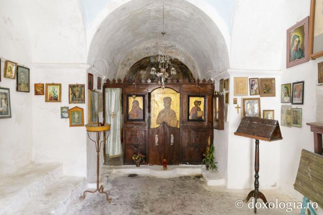 Biserica „Sfântul Ioan Teologul” – Paleochora, Eghina