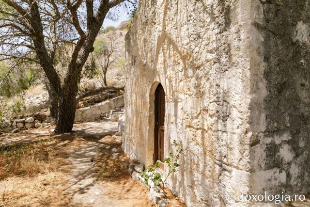 Biserica „Sfântul Ioan Teologul” – Paleochora, Eghina