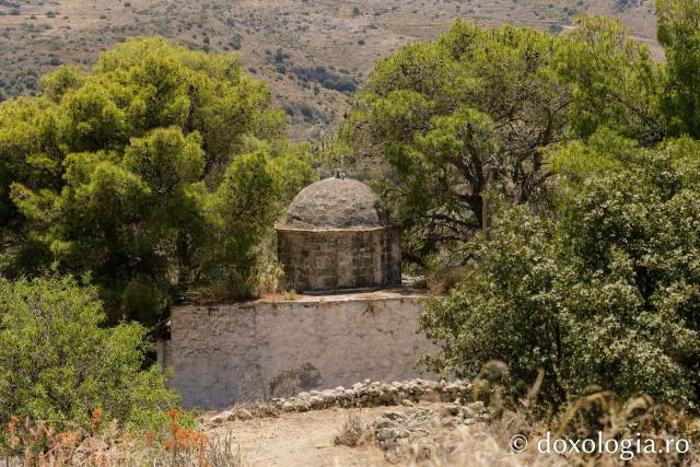 Biserica „Sfântul Ioan Teologul” – Paleochora, Eghina