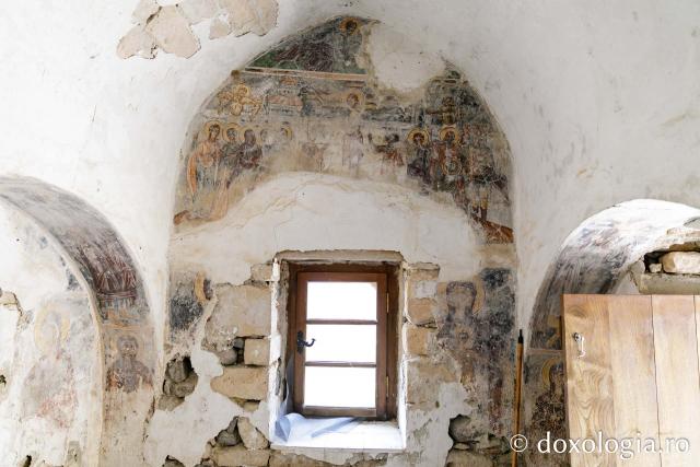 Biserica „Sfinții Teodori” – Paleochora, Eghina