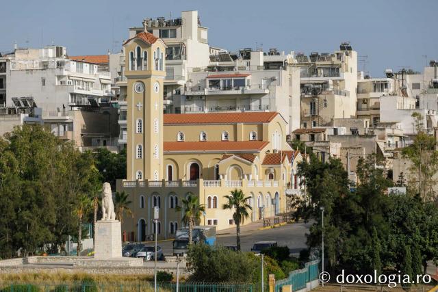 Bisericile din portul Pireu