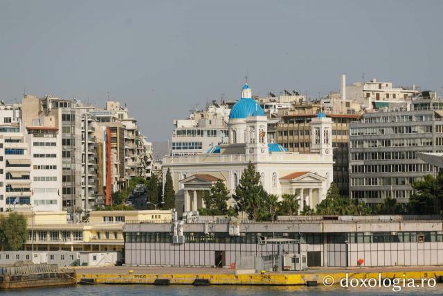 Bisericile din portul Pireu