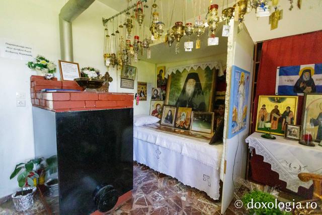 Chilia Sfântului Porfirie de la Milesi