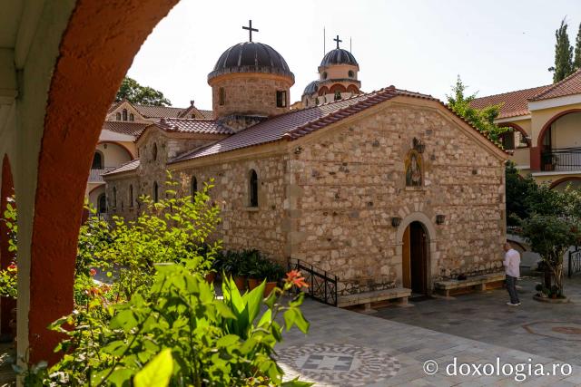 Mănăstirea „Sfântul David” din Evia