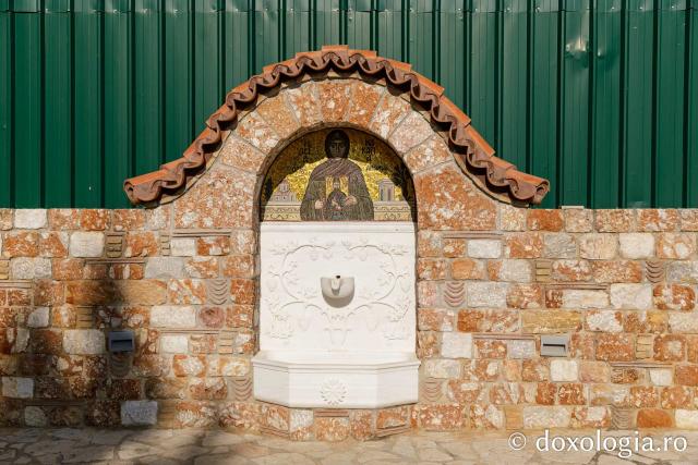 Mănăstirea „Sfântul Efrem cel Nou” de la Nea Makri