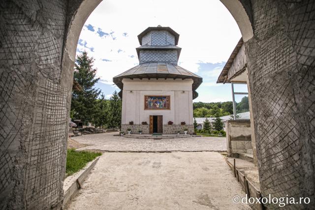 Mănăstirea Grăjdeni – Vaslui