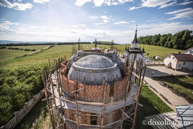 Mănăstirea „Nașterea Sfântului Ioan Botezătorul” Ivănești – Vaslui