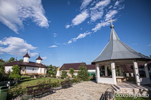 Mănăstirea „Nașterea Sfântului Ioan Botezătorul” Ivănești – Vaslui