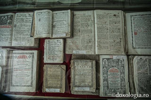 (Foto) Pași de pelerin la Mănăstirea Moreni, Vaslui