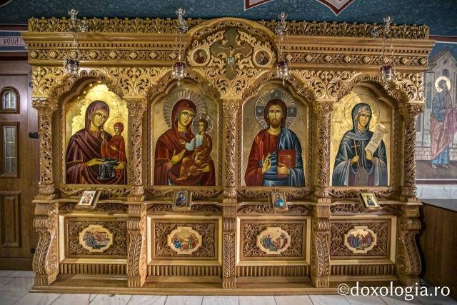 (Foto) Pași de pelerin la Mănăstirea Moreni, Vaslui
