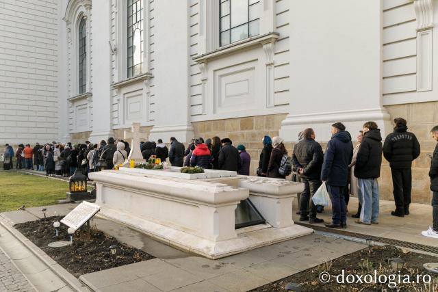 Priveghere la Sărbătoarea Sfântului Ierarh Iosif cel Milostiv