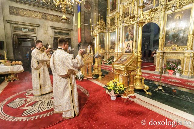 Priveghere la Sărbătoarea Sfântului Ierarh Iosif cel Milostiv