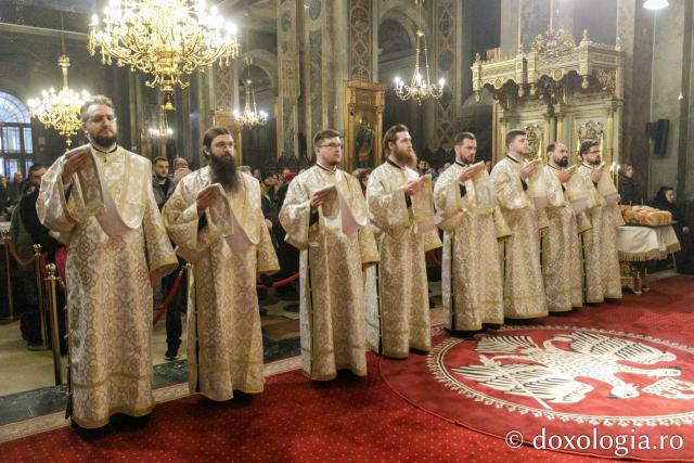 Priveghere la Sărbătoarea Sfântului Ierarh Iosif cel Milostiv