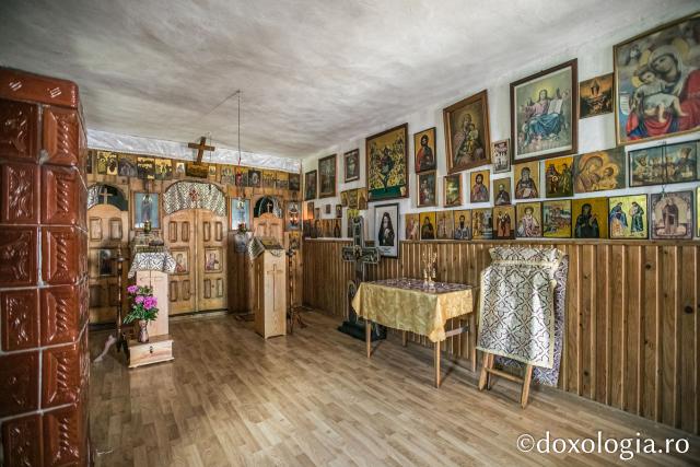 Schitul „Sfânta Treime” Tanacu, Vaslui
