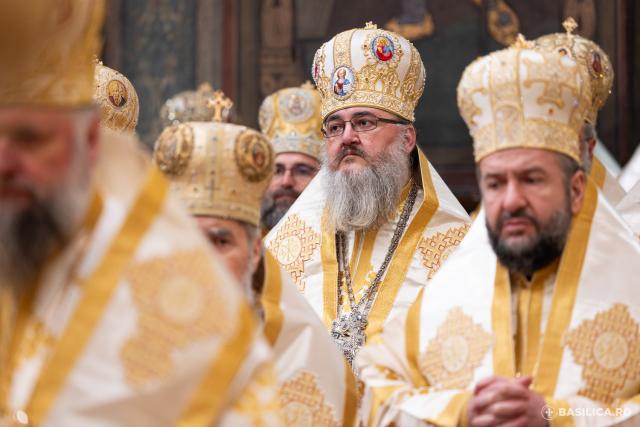 Centenarul Patriarhiei Române și Proclamarea celor 16 sfinți români / Foto credit: Basilica.ro / Raluca-Emanuela Ene Centenarul Patriarhiei Române și Proclamarea celor 16 sfinți români