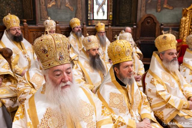 Centenarul Patriarhiei Române și Proclamarea celor 16 sfinți români / Foto credit: Basilica.ro / Raluca-Emanuela Ene Centenarul Patriarhiei Române și Proclamarea celor 16 sfinți români