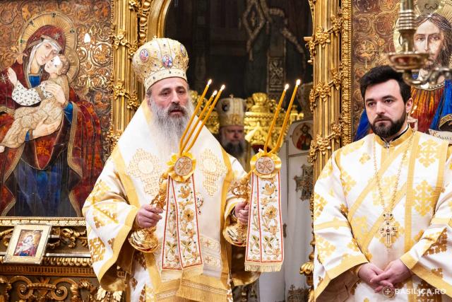 Centenarul Patriarhiei Române și Proclamarea celor 16 sfinți români / Foto credit: Basilica.ro / Raluca-Emanuela Ene Centenarul Patriarhiei Române și Proclamarea celor 16 sfinți români