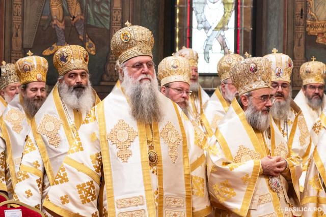 Centenarul Patriarhiei Române și Proclamarea celor 16 sfinți români / Foto credit: Basilica.ro / Raluca-Emanuela Ene Centenarul Patriarhiei Române și Proclamarea celor 16 sfinți români