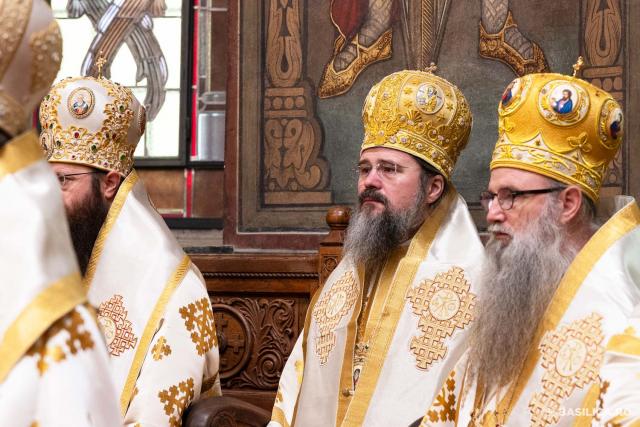 Centenarul Patriarhiei Române și Proclamarea celor 16 sfinți români / Foto credit: Basilica.ro / Raluca-Emanuela Ene Centenarul Patriarhiei Române și Proclamarea celor 16 sfinți români