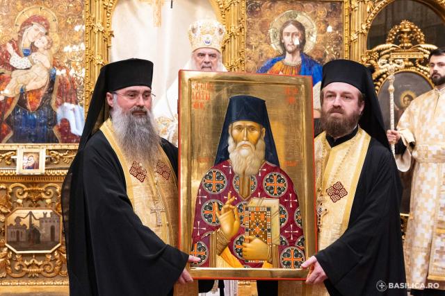Centenarul Patriarhiei Române și Proclamarea celor 16 sfinți români / Foto credit: Basilica.ro / Raluca-Emanuela Ene Centenarul Patriarhiei Române și Proclamarea celor 16 sfinți români