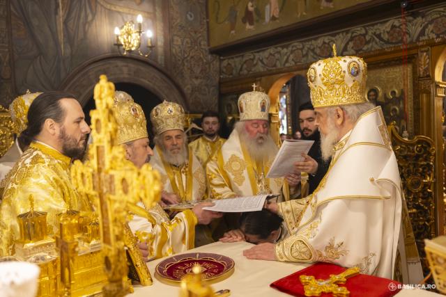 Catedrala Patriarhală: Hirotonia Preasfințitului Părinte Nectarie de Bogdania, noul Episcop-vicar al Arhiepiscopiei Chișinăului / Foto credit: Basilica.ro / Mircea Florescu Hirotonia Preasfințitului Părinte Nectarie de Bogdania, noul Episcop-vicar al Arhiepiscopiei Chișinăului