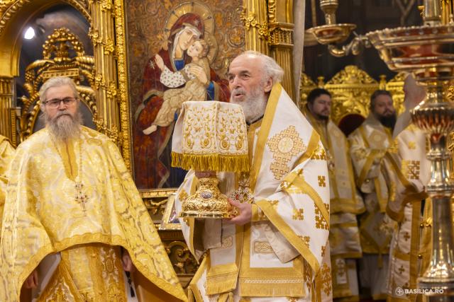 Catedrala Patriarhală: Hirotonia Preasfințitului Părinte Nectarie de Bogdania, noul Episcop-vicar al Arhiepiscopiei Chișinăului / Foto credit: Basilica.ro / Mircea Florescu Hirotonia Preasfințitului Părinte Nectarie de Bogdania, noul Episcop-vicar al Arhiepiscopiei Chișinăului