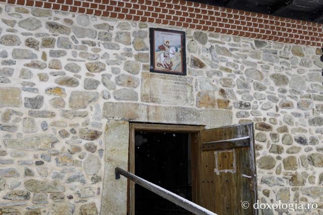 (Foto) Poveste de iarnă la Mănăstirea Agapia